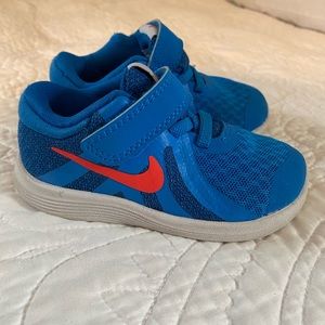 toddler size 6 nikes